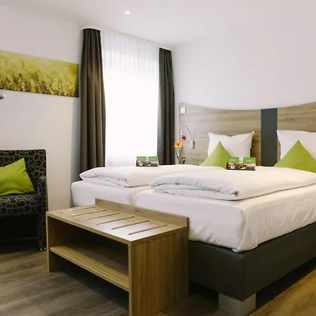 Parkhotel 3* פולדה