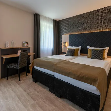 Hotel Parkhotel 3*
