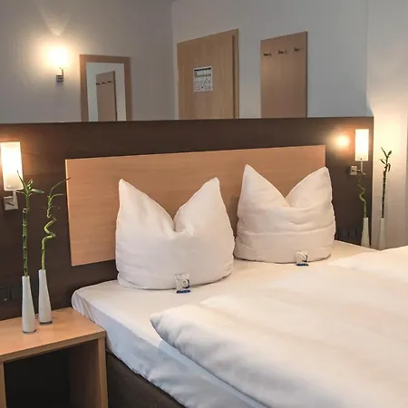 מלון Parkhotel פולדה