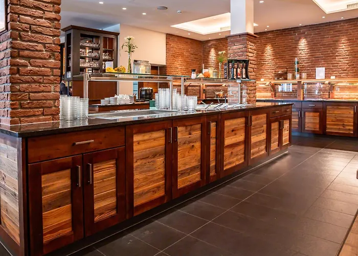 Отель Parkhotel 3*